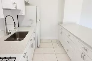 20337 NE 2nd Ave, Miami, FL 33179 - Photo 10