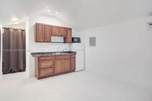 2215 Cleveland St, Hollywood, FL 33020 - Photo 34