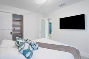 2215 Cleveland St, Hollywood, FL 33020 - Photo 18