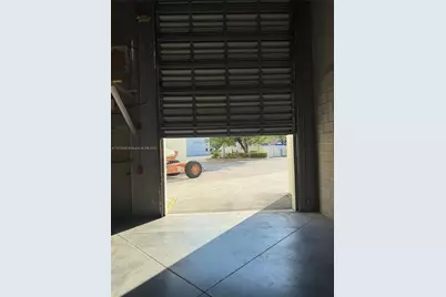 2051 NW 112th Ave #122, Sweetwater, FL 33172 - Photo 16