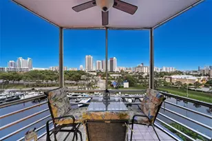 200 Diplomat Pkwy, Hallandale Beach, FL 33009 - Photo 24