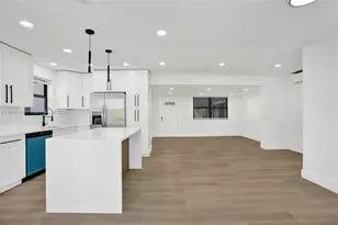 1302 S 22nd Ct, Hollywood, FL 33020 - Photo 10