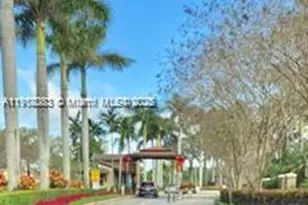 3330 NE 13th Cir Dr, Homestead, FL 33033 - Photo 2