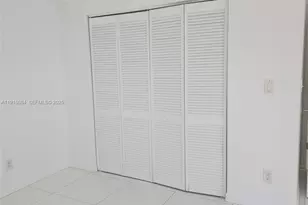 325 S Biscayne Blvd, Miami, FL 33131 - Photo 38