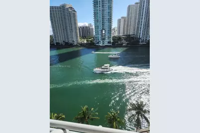 325 S Biscayne Blvd #921, Miami, FL 33131 - Photo 2