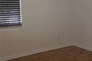 18306 NW 68th Ave, Hialeah, FL 33015 - Photo 6