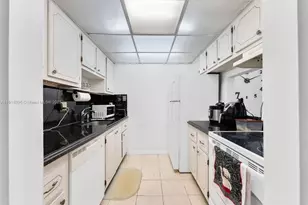 14415 N Kendall Dr, Miami, FL 33186 - Photo 4