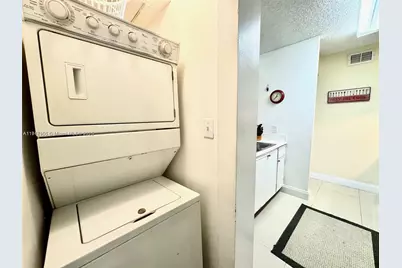620 S Park Rd #27-2, Hollywood, FL 33021 - Photo 12