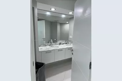 55 SE 6th St #1207, Miami, FL 33131 - Photo 58