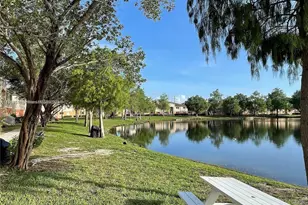 3690 N 56th Ave, Hollywood, FL 33021 - Photo 20