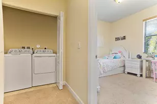 8456 Lake Majesty Ln, Parkland, FL 33076 - Photo 24