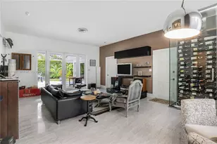 259 E Shore Dr, Miami, FL 33133 - Photo 32