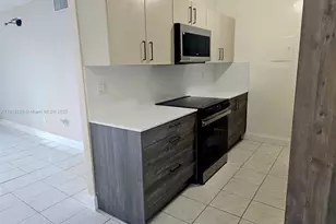 5501 NW 7th St, Miami, FL 33126 - Photo 26