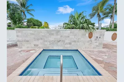 20000 E Country Club Dr #1102, Aventura, FL 33180 - Photo 28