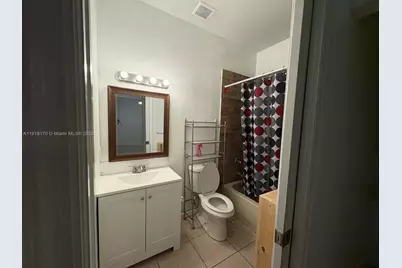 4 SW 15th Rd, Homestead, FL 33030 - Photo 12