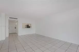 20500 W Country Club Dr, Aventura, FL 33180 - Photo 6