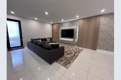 10431 NW 82nd St #1, Doral, FL 33178 - Photo 2