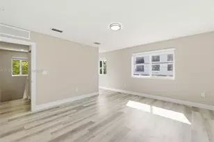 11939 SW 218th St, Miami, FL 33170 - Photo 8