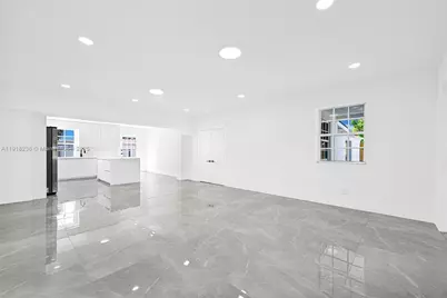 4040 SW 108th Ave, Miami, FL 33165 - Photo 12