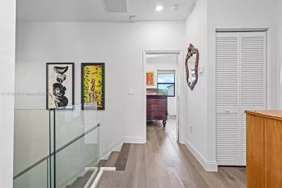 245 NE 210th St, Miami, FL 33179 - Photo 20