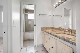 1975 NE 135th St, North Miami, FL 33181 - Photo 12
