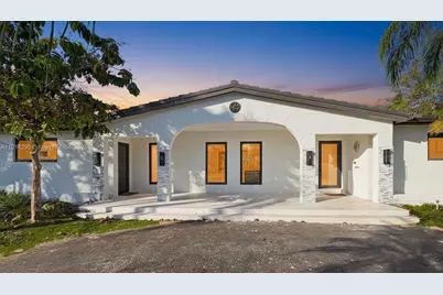 8695 SW 110th St, Miami, FL 33156 - Photo 4