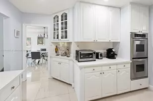 8695 SW 110th St, Miami, FL 33156 - Photo 12