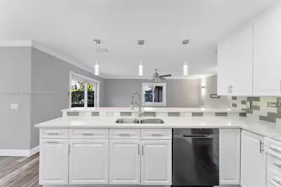 3933 NW 55th St, Coconut Creek, FL 33073 - Photo 14