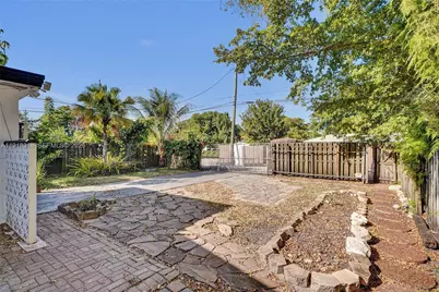 1943 Rodman St, Hollywood, FL 33020 - Photo 22