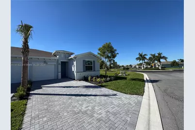 5726 Divine Dr #5726, Delray Beach, FL 33484 - Photo 2