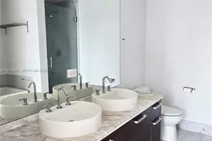 244 Biscayne Blvd, Miami, FL 33132 - Photo 8