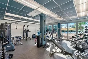9102 W Bay Harbor Dr, Bay Harbor Islands, FL 33154 - Photo 38