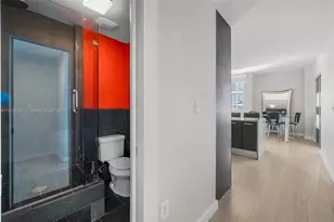 900 Biscayne Blvd, Miami, FL 33132 - Photo 10