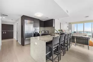 900 Biscayne Blvd, Miami, FL 33132 - Photo 6