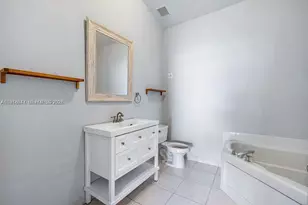 2437 S Coral Trace Cir, Delray Beach, FL 33445 - Photo 16