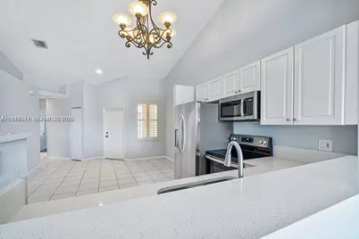 2437 S Coral Trace Cir #2437, Delray Beach, FL 33445 - Photo 4