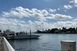 1455 N Treasure Dr, North Bay Village, FL 33141 - Photo 38