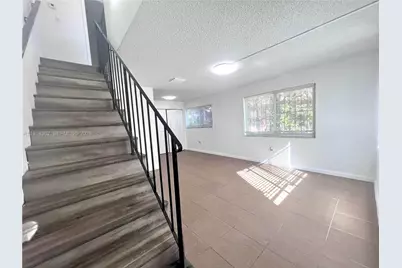 65 NE 59th St #3, Miami, FL 33137 - Photo 2