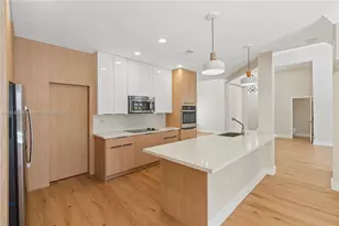 11032 NW 48th Ln, Doral, FL 33178 - Photo 8