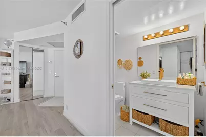 3500 Mystic Pointe Dr #1804, Aventura, FL 33180 - Photo 12