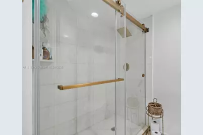 3500 Mystic Pointe Dr #1804, Aventura, FL 33180 - Photo 22