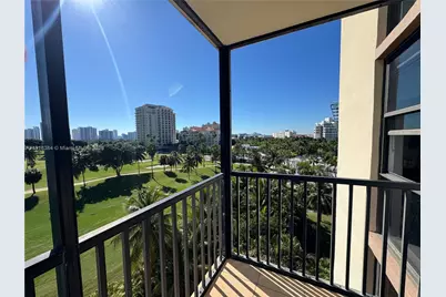 20335 W Country Club Dr #608, Aventura, FL 33180 - Photo 10