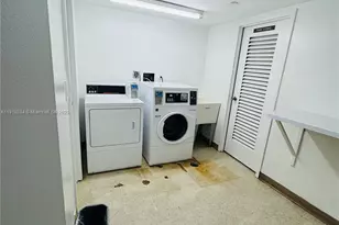 20335 W Country Club Dr, Aventura, FL 33180 - Photo 28