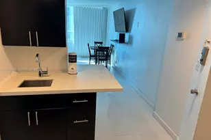 5445 Collins Ave, Miami Beach, FL 33140 - Photo 2
