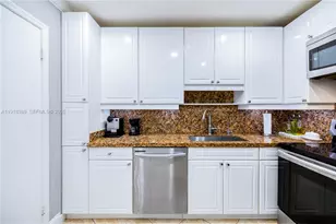 12800 SW 43rd Dr, Miami, FL 33175 - Photo 4