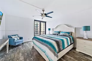 5420 N Ocean Dr, Singer Island, FL 33404 - Photo 10