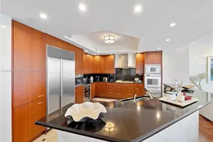 6000 Island Blvd, Aventura, FL 33160 - Photo 20