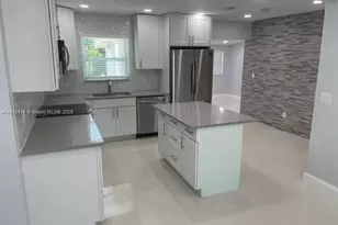 40 NE 48th Ct, Oakland Park, FL 33334 - Photo 8