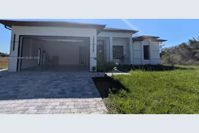 3302 E 18th #St, Lehigh Acres, FL 33972 - Photo 2