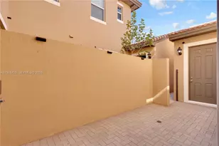 1516 SW 147th Ave, Pembroke Pines, FL 33027 - Photo 28
